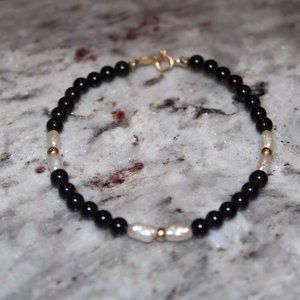 Estate 14k Yellow Gold Bead Rice Pearl Onyx Bracel